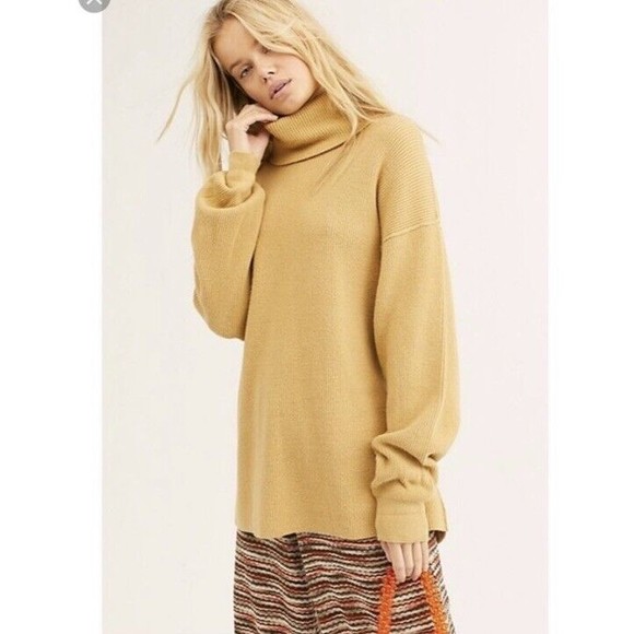 Free People M Softly Structured Knit Tunic Sweater Pullover Turtleneck Golden - Picture 2 of 8